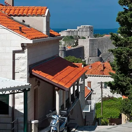 Lora Sea & Oldtown View With Parking Apartment