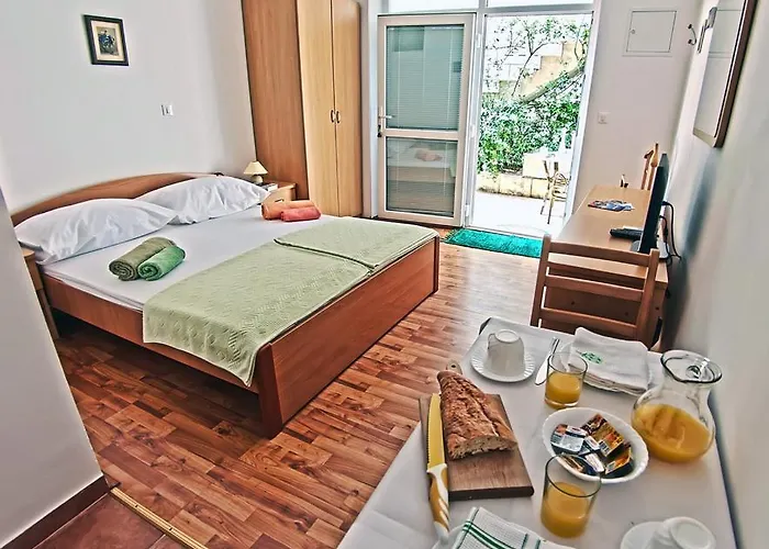 Apartment Lora Sea & Oldtown View With Parking