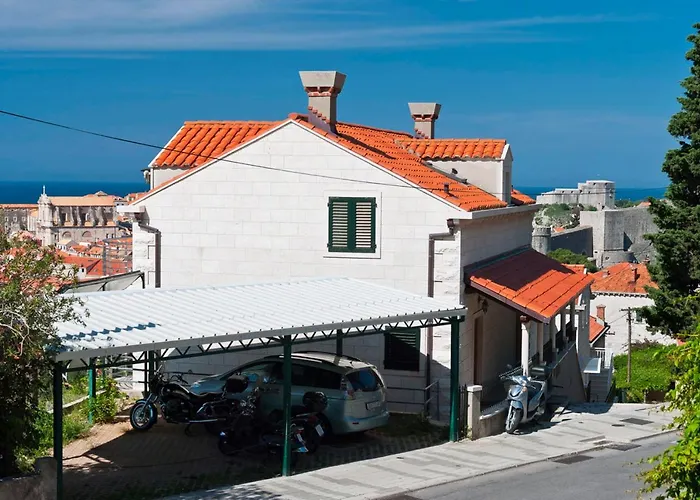 Lora Sea & Oldtown View With Parking Apartment *